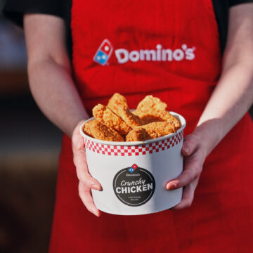 nieuws kipliefhebbers: Domino's start met 'Crunchy Chicken' die je los kunt bestellen | FavorFlav