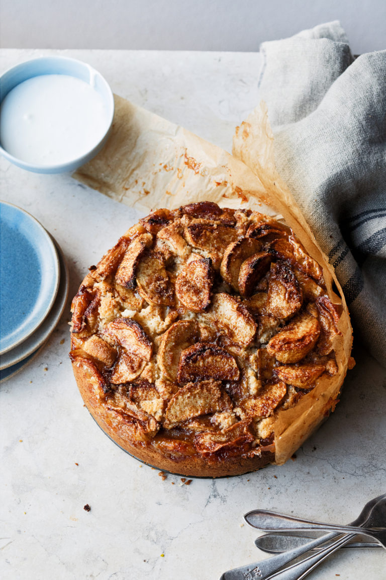 Kruidige appelcake van Ottolenghi