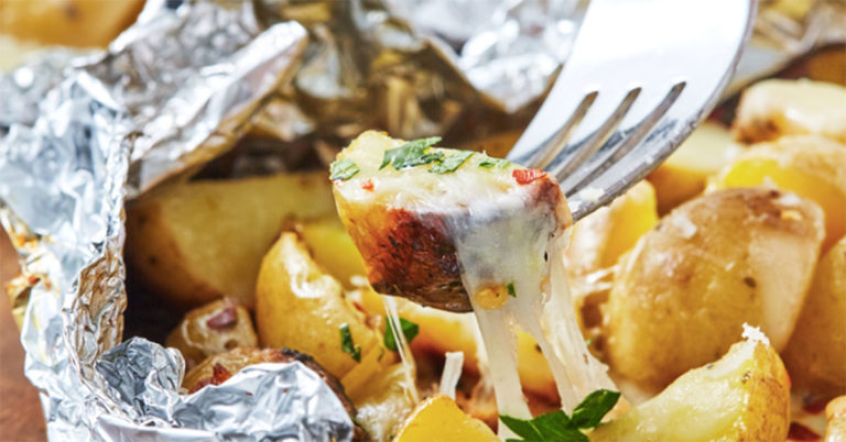 De allerbeste aardappels van de barbecue (of uit de oven)