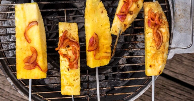 Recept: Zo maak je heerlijke ananasspies op de barbecue
