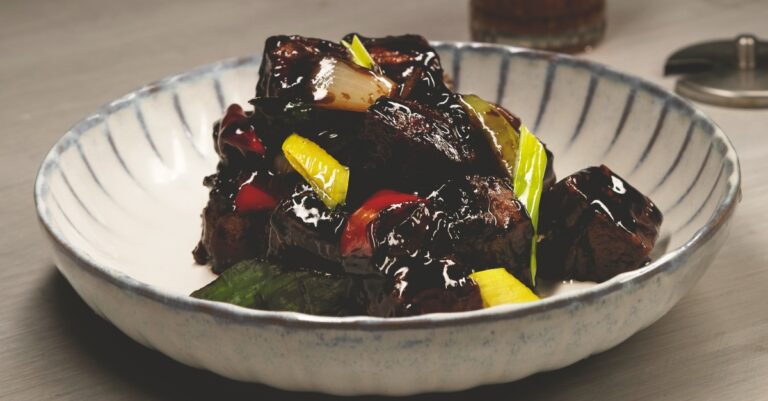 Recept: Babi Ketjap van restaurant Fook Sing in Amsterdam