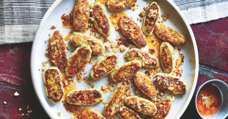 Recept: Kruidige aardappelricottadumplings met walnoten-pulbiberboter