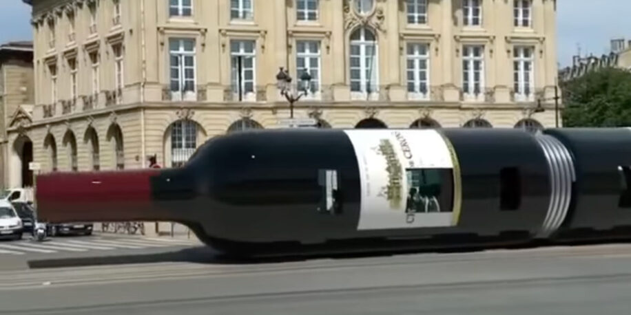 Rijdt nou een fles wijn door Bordeaux? | FavorFlav