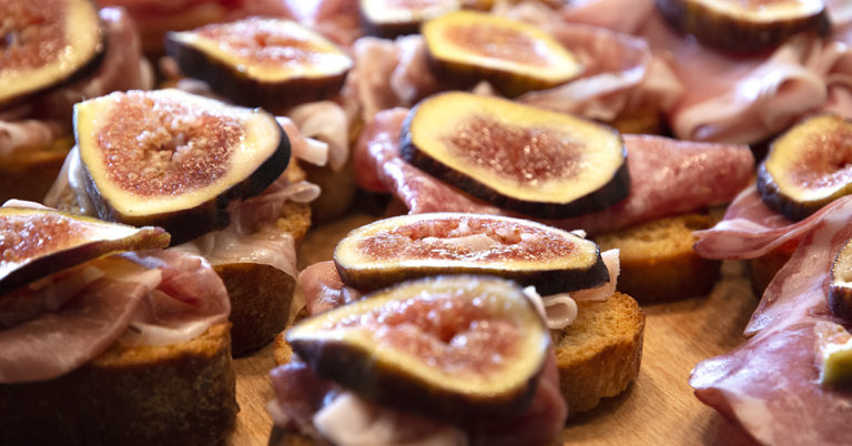 Recept: 3x bruschetta van Julius Jaspers