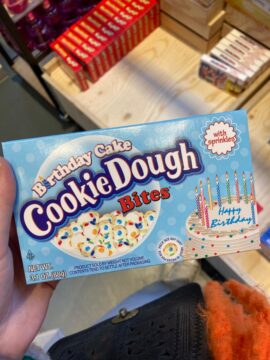 Cookie dough birthday cake bites