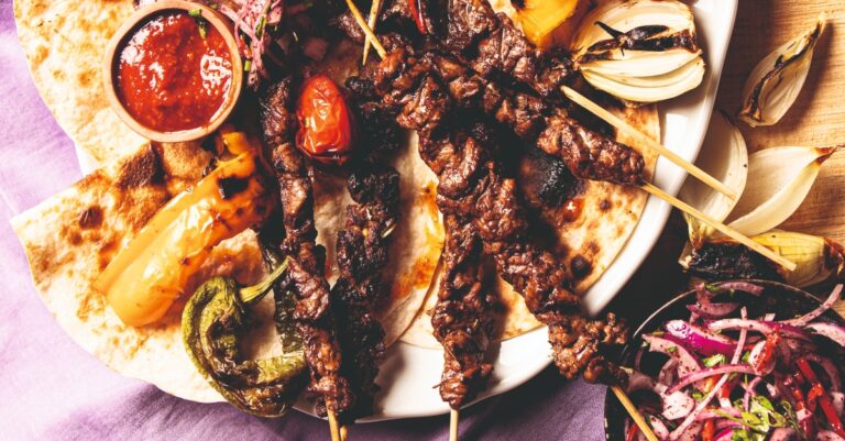 Recept: Lamsspiesjes (ÇÖP ŞİŞ) uit de Turkse Keuken van Karsu