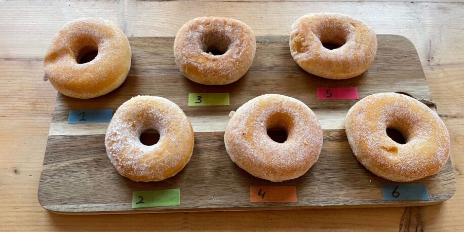 dorst lobby invoegen Getest: dit is de lekkerste (en vieste!) gesuikerde donut uit de supermarkt  | FavorFlav