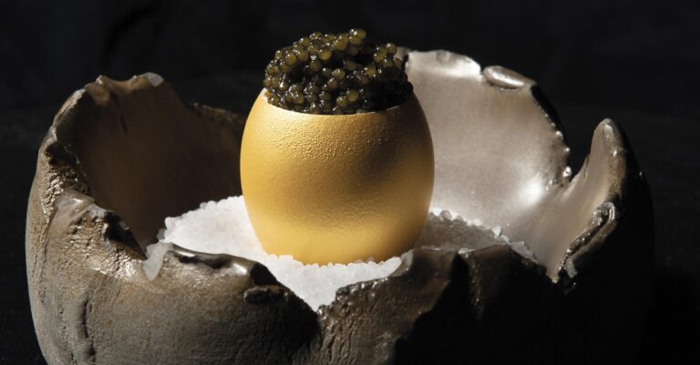 Zo maak je het beroemde Eitje Kaviaar van Michelinsterrenchef Jonnie Boer
