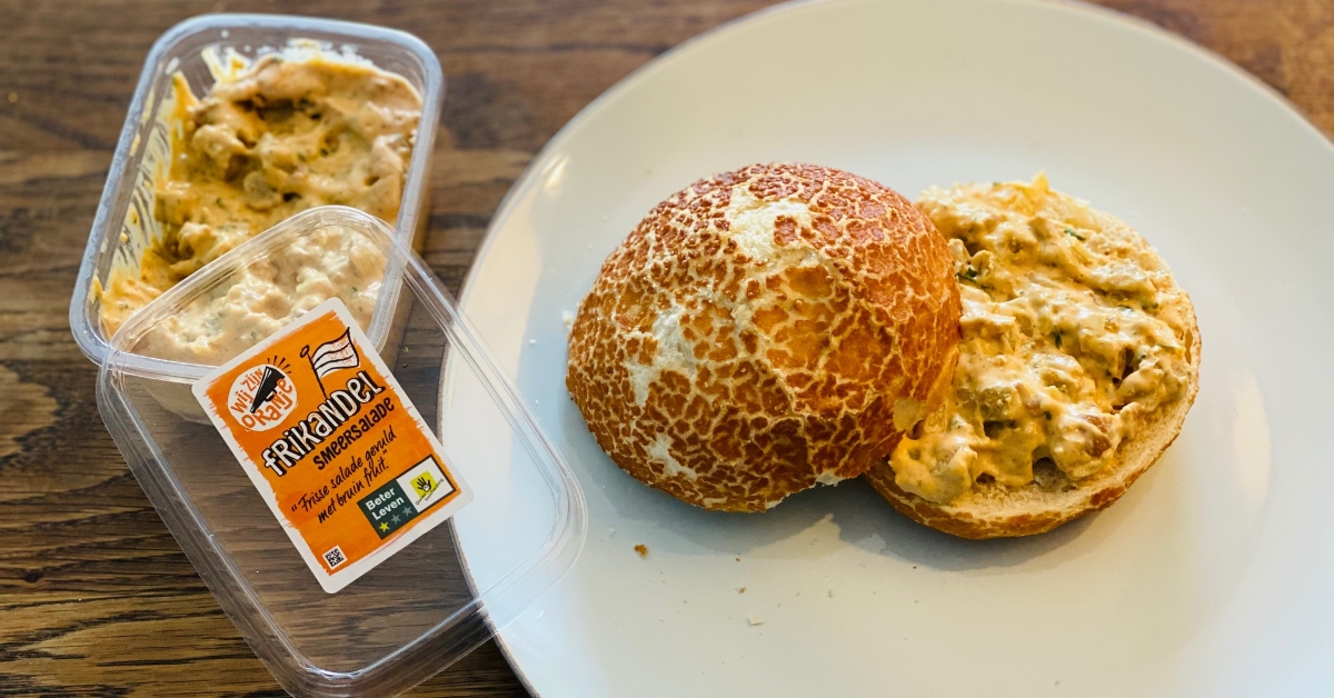 je-kunt-nu-een-frikandel-smeersalade-kopen-bij-de-lidl-en-zo-smaakt