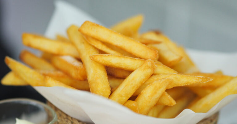 Zo maak je de legendarische french fries van Anthony Bourdain