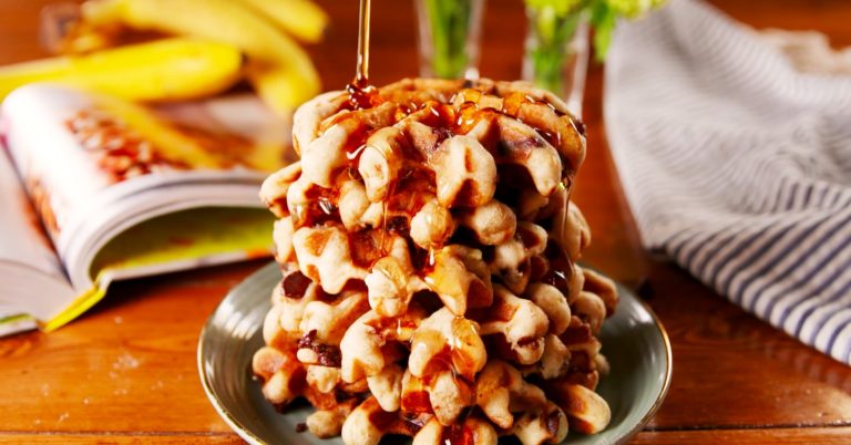 Video: zo maak je bananenbroodwafels