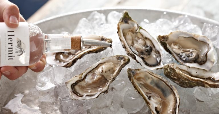 Recept: Gin-Tonic oesters (en andere toppings die je móet proberen als je van oesters houdt)
