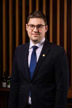 Hotel Okura Amsterdam_Sake Meester Sommelier Akos Turi