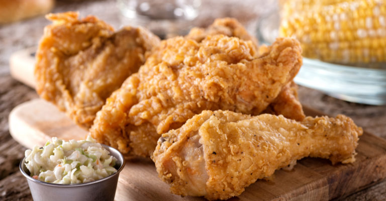 Zo maak je KFC-style krokante kip