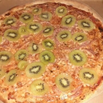 Kiwi op pizza