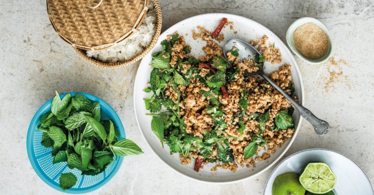 Recept: Larb, Laab, Laap: Thaise salade van gehakt vlees