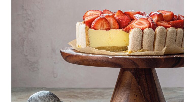 Recept: Limoen-tiramisutaart met aardbeien