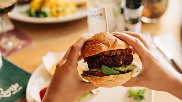Loetje vega burger