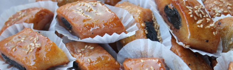 Makrout: griesmeelkoekjes met dadelvulling