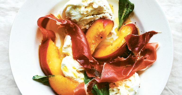 Simpelweg verrukkelijk: mozzarella met perzik en ham