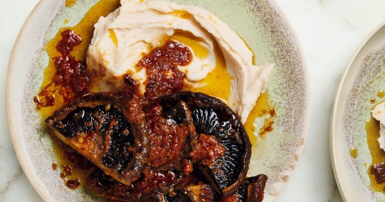 Recept: Portobellosteaks uit het nieuwe boek Flavour van Ottolenghi