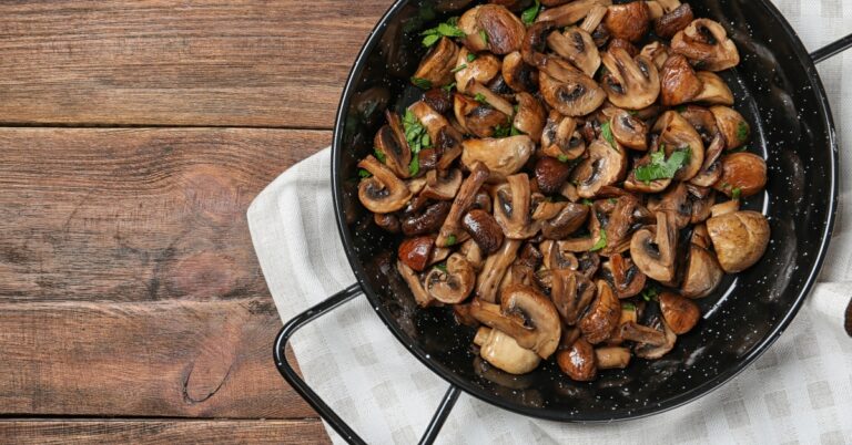 Met dit geheime ingrediënt bak je de allerlekkerste champignons en paddenstoelen