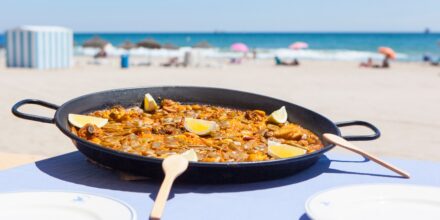 Paella op het strand van Valenica