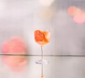 Pink Glitter Spritz cocktail