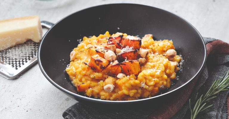 Recept: pompoenrisotto met gepofte knoflook