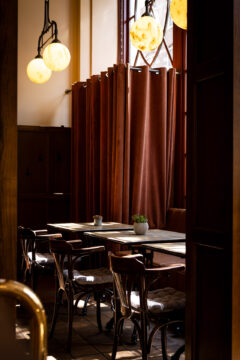 Renaissance Hotel - Koepelcafe interieur