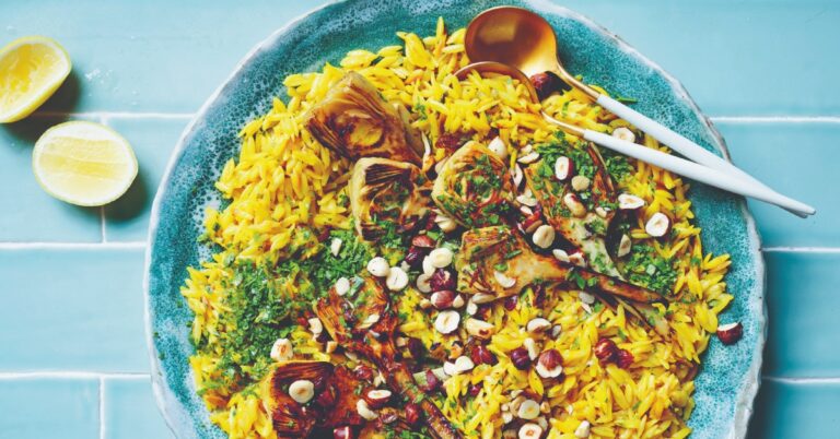 Recept: saffraan-orzo met gegrilde artisjokken