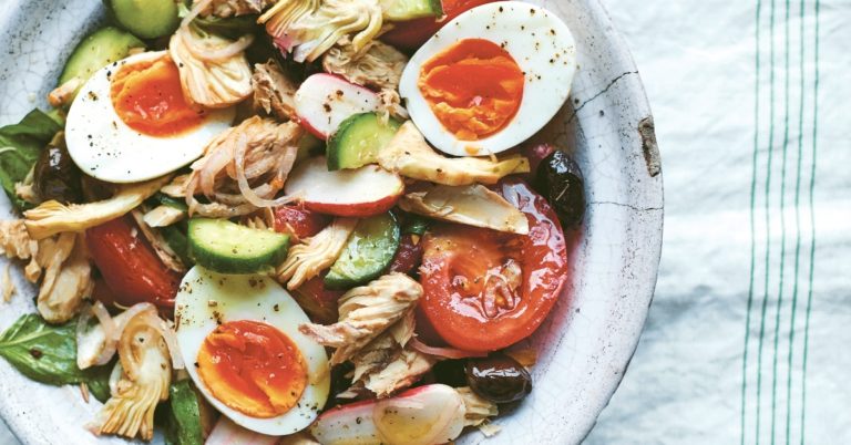 Zo maak je de enige echte salade niçoise