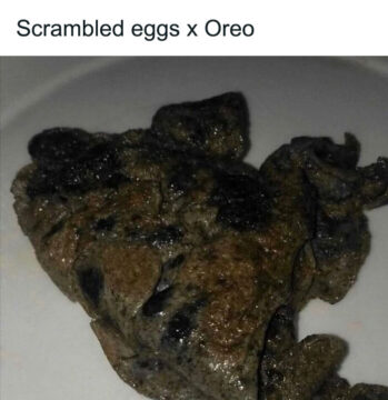 Scrambled eggs met oreo
