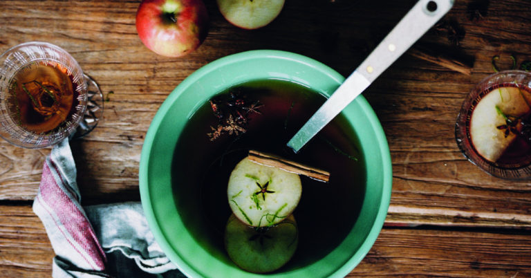 Recept: pittige appel-kaneelpunch