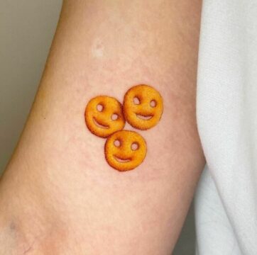 Tattoo potatoe smiley