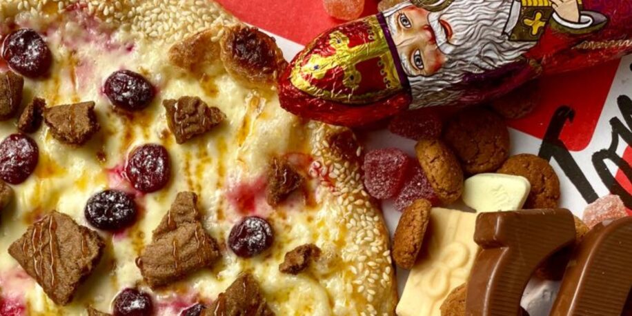 ik ontbijt dronken Kwade trouw Toni Loco komt met een speciale Sinterklaas Pizza: met een topping van…  speculaas! | FavorFlav