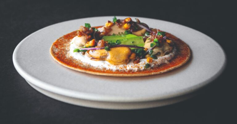Mmmm: tortilla met mosselen uit het nieuwe kookboek van Sergio Herman