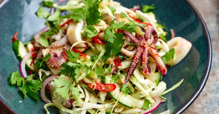 Recept: Thaise salade met spicy calamares