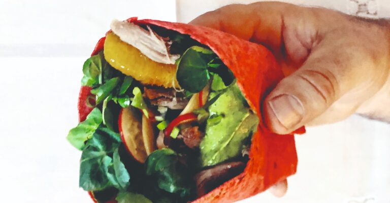 Recept voor een wrap met salade en avocadomayo (van Yvette van Boven)