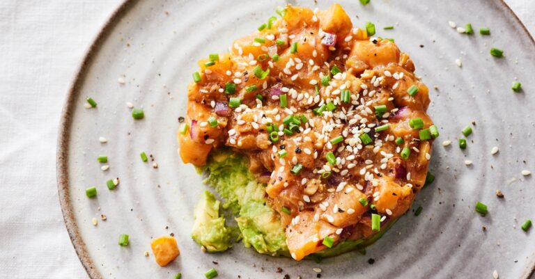De lekkerste zalm- of tonijntartaar: zo maak je het
