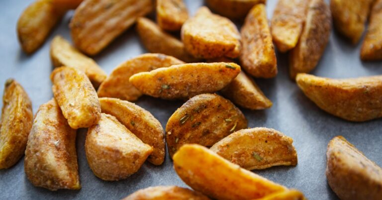 Hét geheime ingrediënt voor de knapperigste oven-aardappeltjes