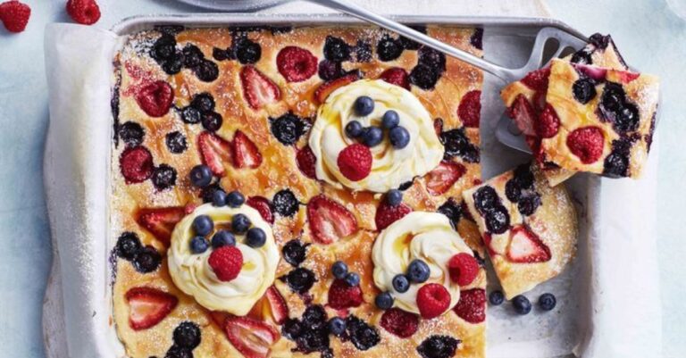Recept: Traybake buttermilk blueberry pannenkoeken