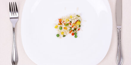 Ozempicmenu: bord met klein rijstgerecht