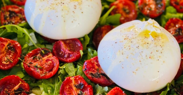 Vergeet de kaas- en charcuterieplank en maak een burrata-bar!