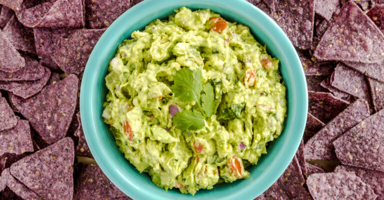 De lekkerste klassieke guacamole maak je zo