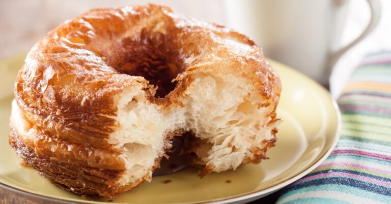Je kunt nu cronuts kopen bij de Lidl en het kost geen drol