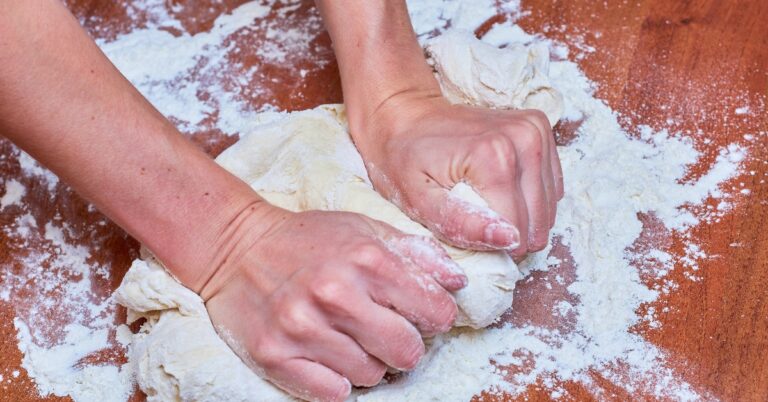 Ik bakte een zuurdesembrood – en nu wil ik je waarschuwen