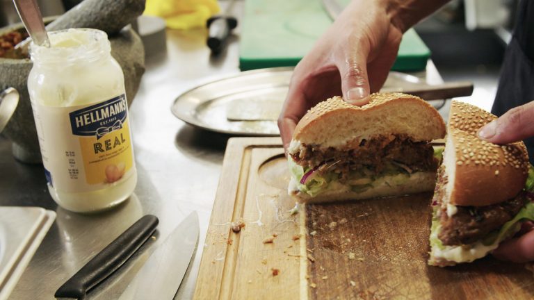 Waanzinnige rendangburger