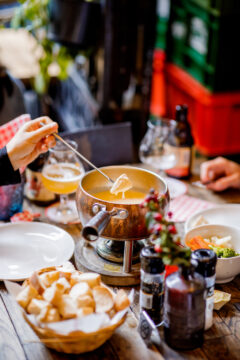 Kaasfondue bij Proeflokaal A. van Wees in Amsterdam