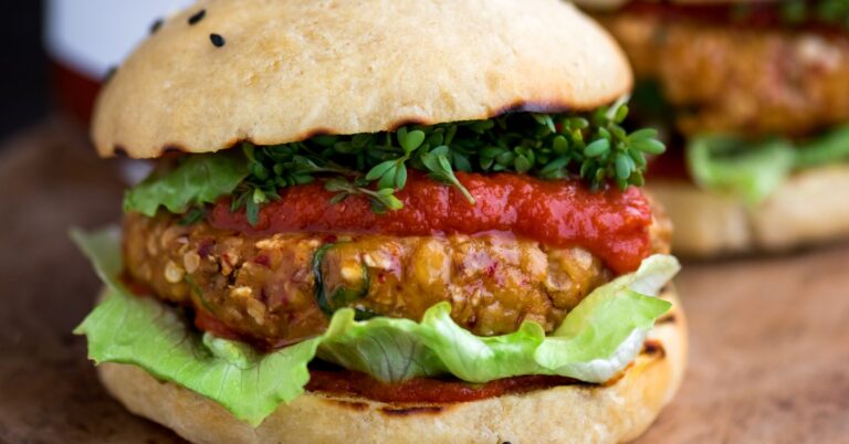 Recept: Zo maak je een verrukkelijke Koreaanse tempehburger